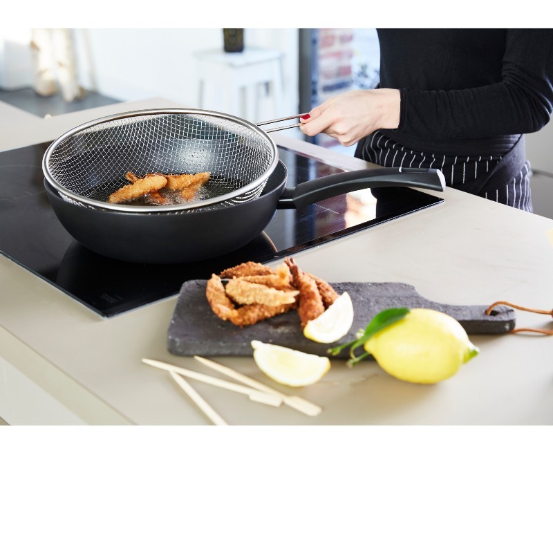 Sauteuse - friteuse en aluminium revêtu 28 cm 