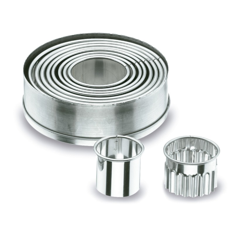 Jeu de 9 emporte-pièces ronds unis en inox