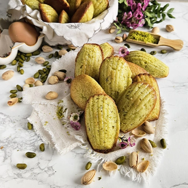 Madeleines moelleuses à la pâte de pistache Cresco, recette gourmande et fondante