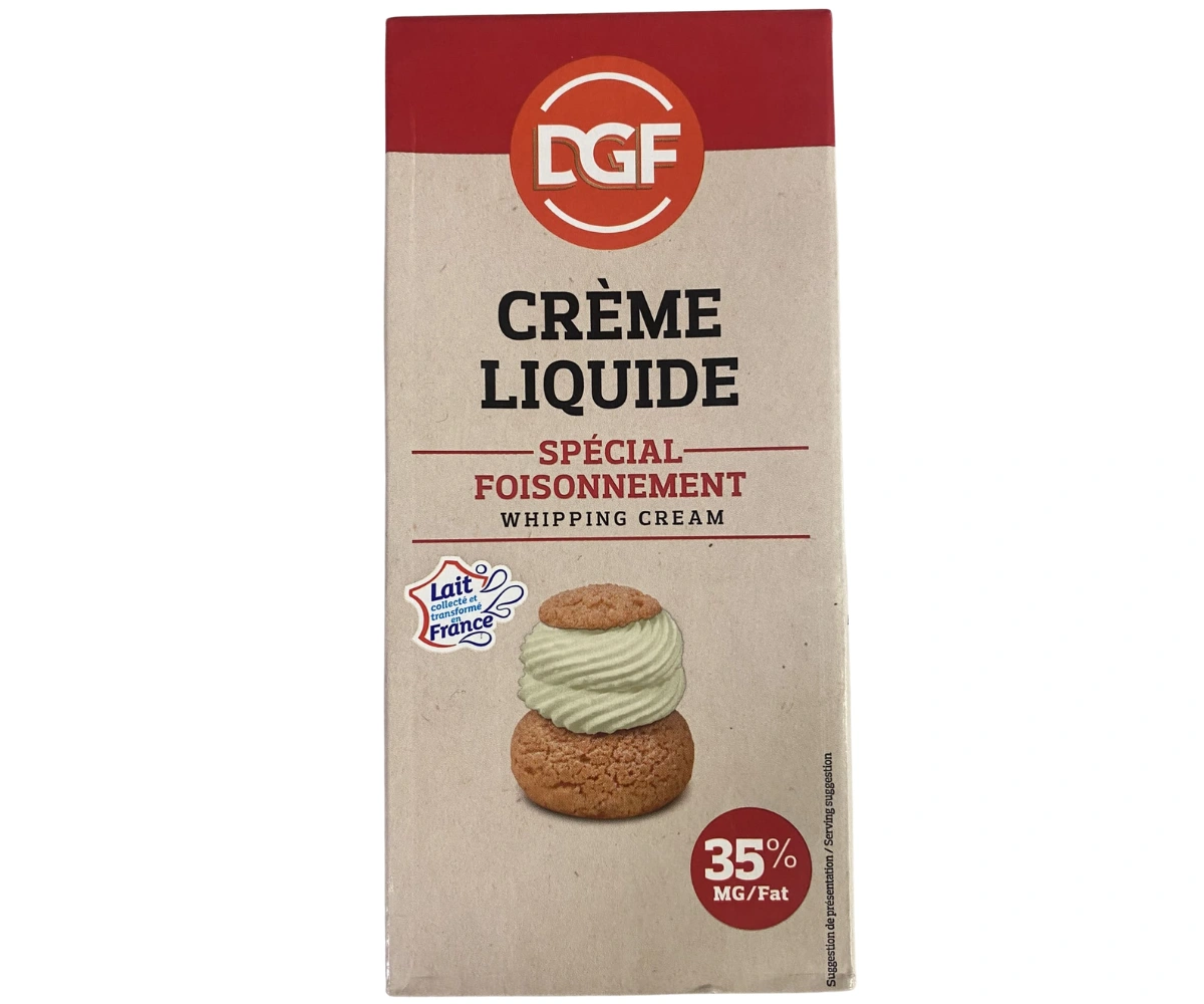 Crème liquide 35 % pour enrichir la pâte à croissant