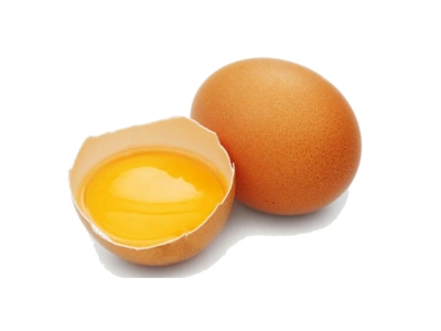Jaune d’œuf pour enrichir la pâte sablée de la tarte aux pommes